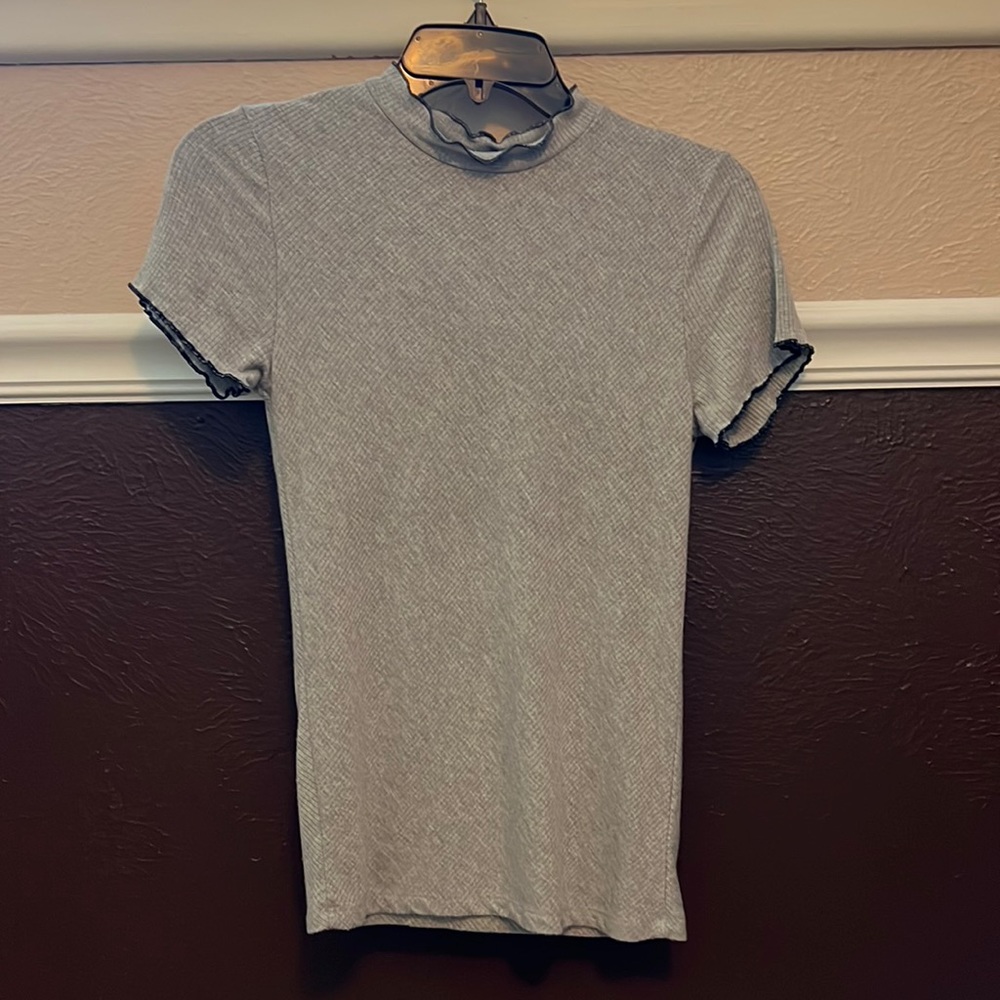 Women’s shirt